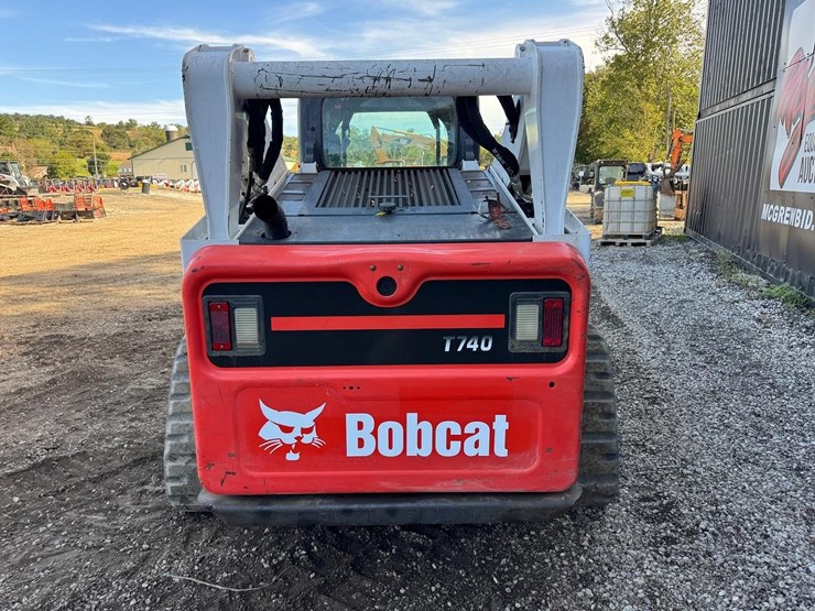 bobcat-t740-image-5