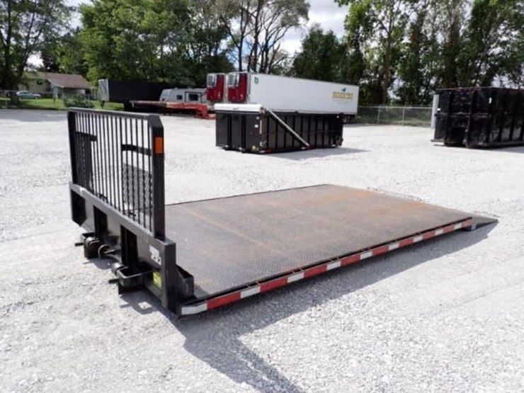 2023-ford-f650-image-8
