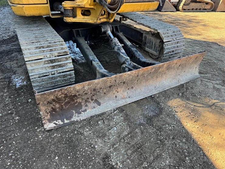 2014-caterpillar-308e2-image-11
