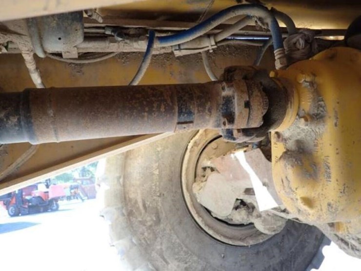 2011-deere-350d-ii-image-42