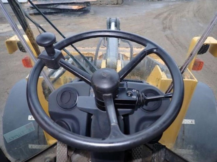 2014-deere-544k-image-12