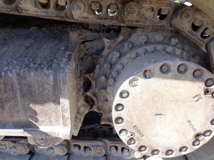 2014-deere-350g-lc-image-45