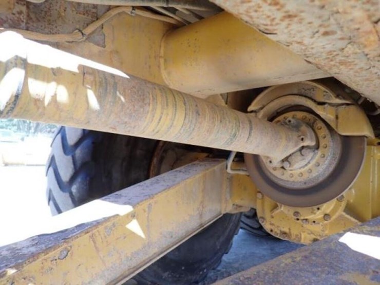2007-caterpillar-730-image-38