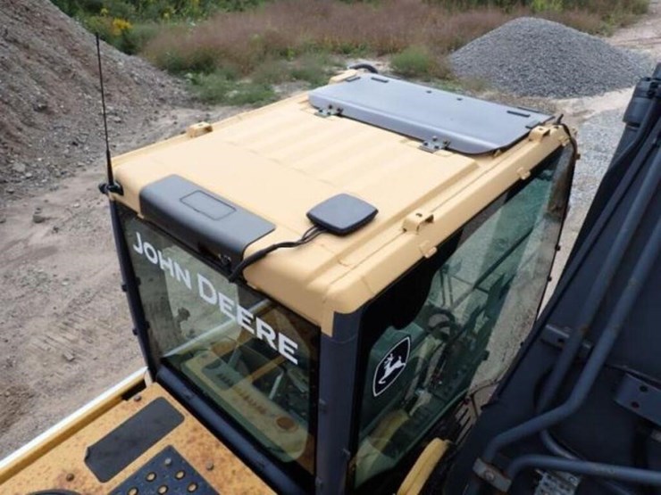 2012-deere-350g-lc-image-58