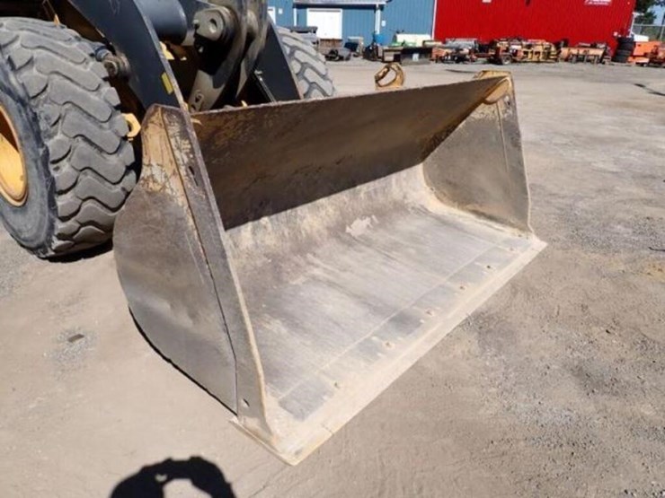 2015-deere-544k-image-31