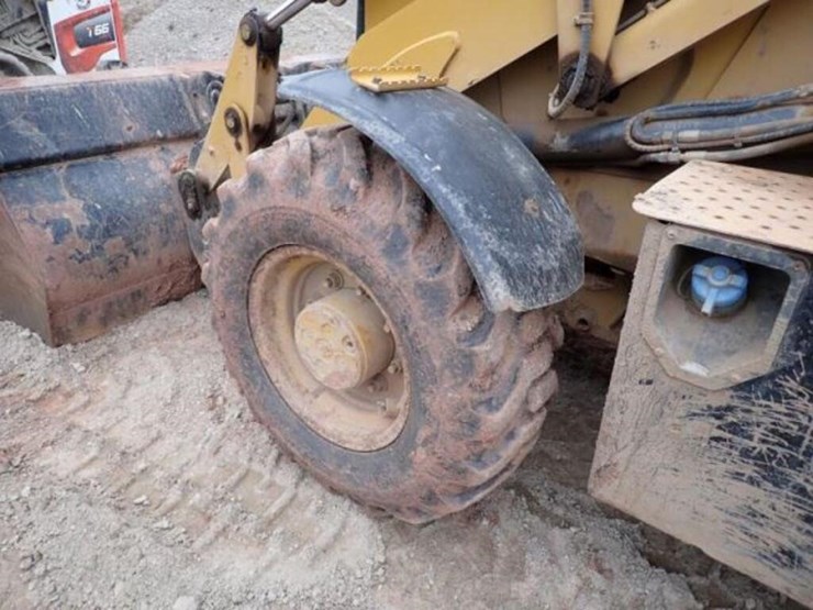 2016-caterpillar-430f2-it-image-25