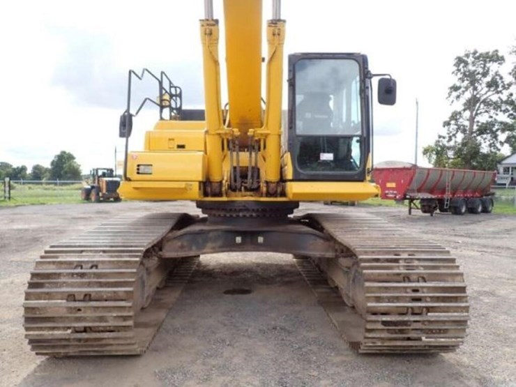 2020-komatsu-pc490-lc-11-image-32
