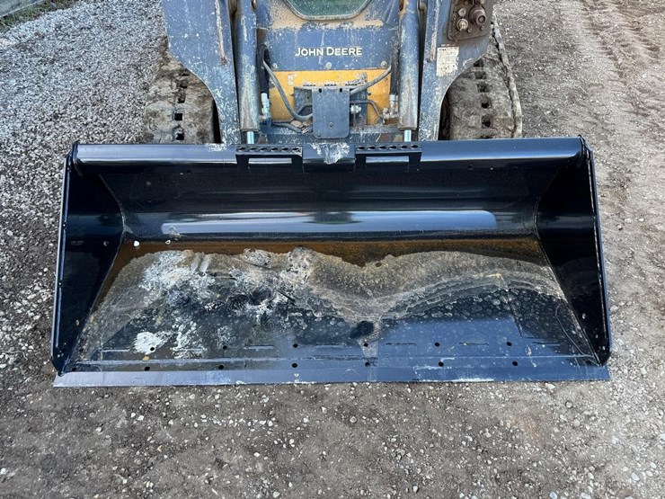 deere-317g-image-10