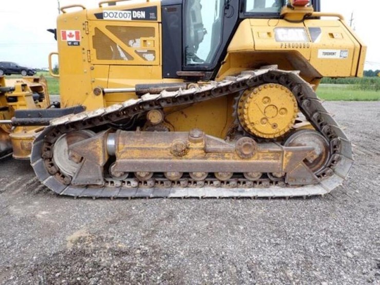 2013-caterpillar-d6n-xl-image-40