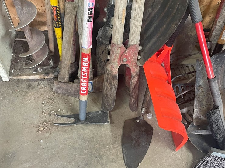 #9221-•-huge-lot-of-tools-image-4