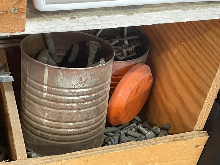 #9225-•-shelf-contents-of-left-side-image-22