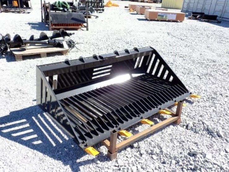 unused-2026-captok-skid-steer-rock-bucket-image-2