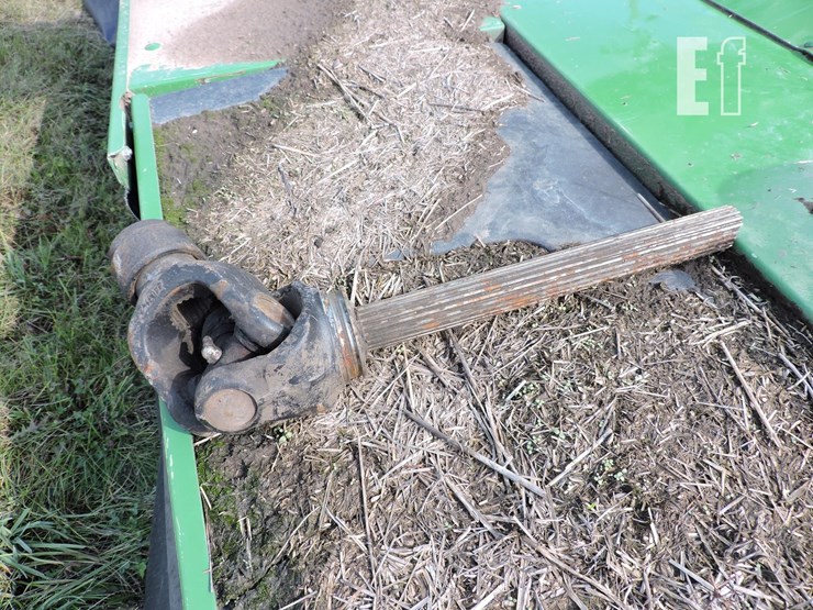 john-deere-835-image-9