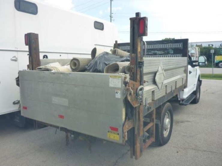 2019-ford-f350-xl-image-4
