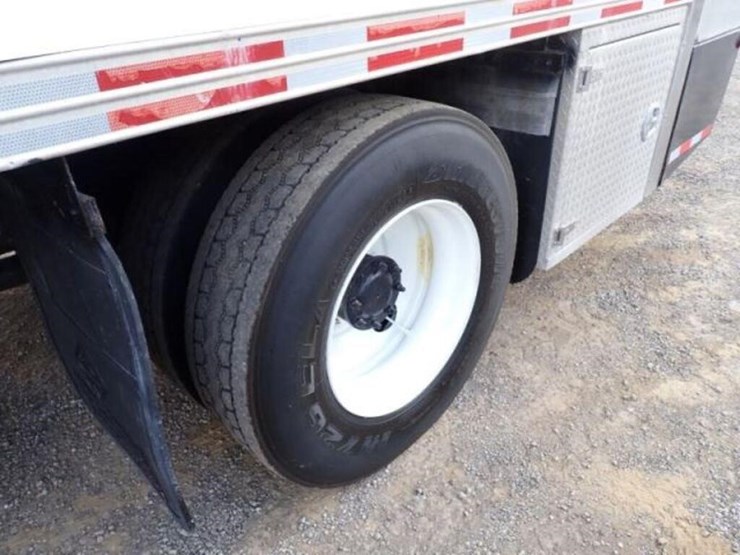 2009-international-durastar-4400-image-39