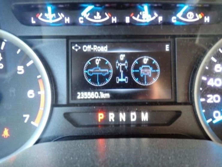 2020-ford-f250-xlt-image-11
