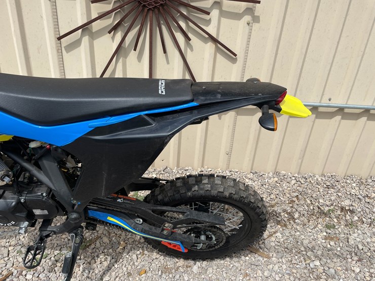 #9155-•-xb-29-motorcycle-image-8