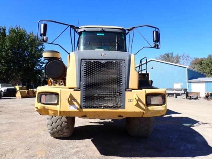 2011-deere-350d-ii-image-2