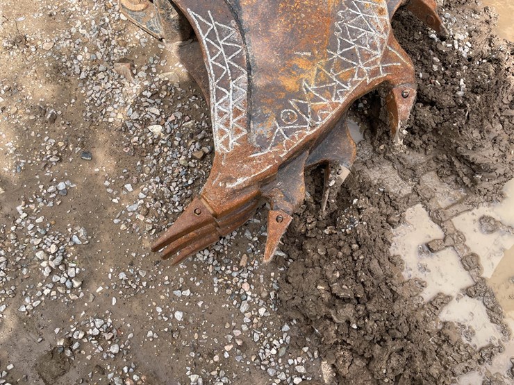 #9177-•-excavator-bucket-image-2