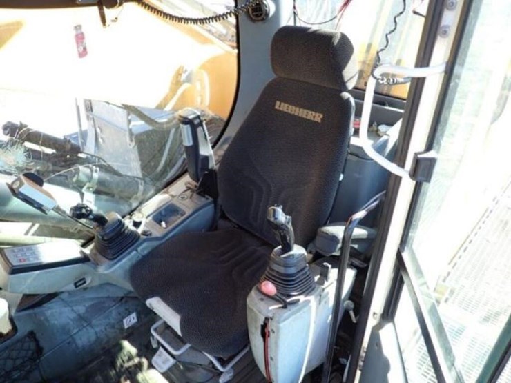 2018-liebherr-lh40c-litronic-image-17