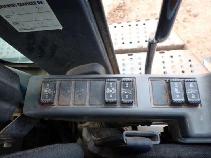 2008-deere-450d-lc-image-16