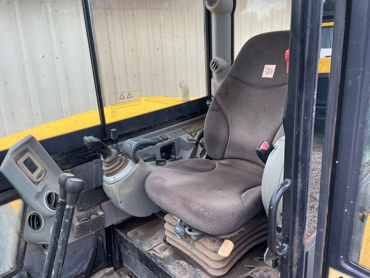#9153-•-jcb-85-excavator-image-25