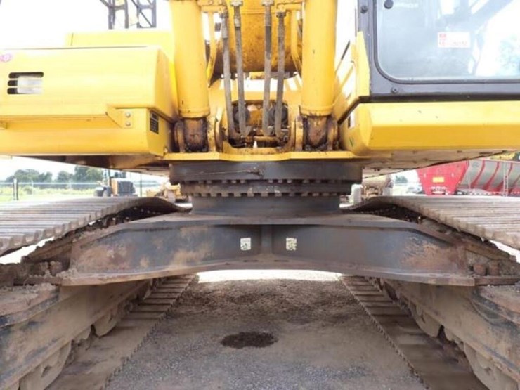 2020-komatsu-pc490-lc-11-image-34