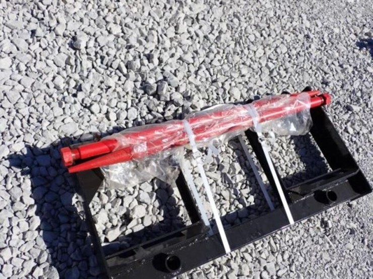 unused-2026-captok-skid-steer-bale-fork-image-5