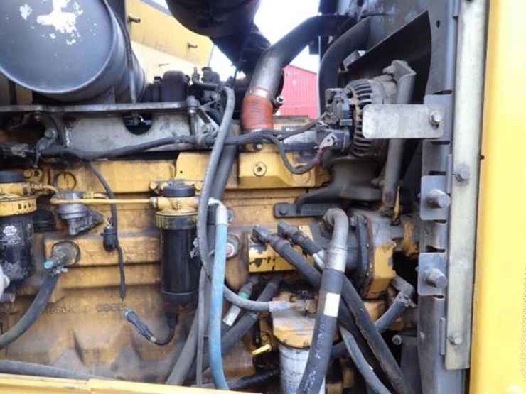 2014-deere-544k-image-60