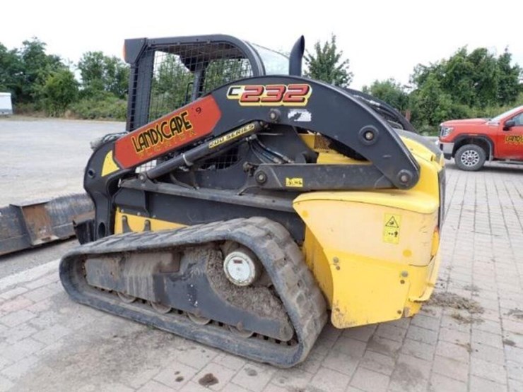 2015-new-holland-c232-image-7