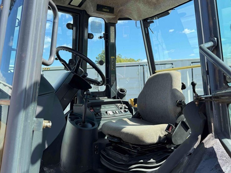 deere-310g-image-23