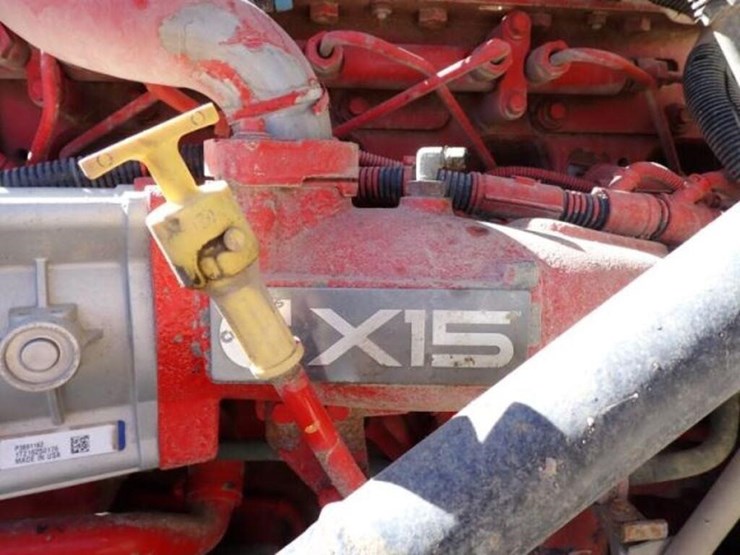 2021-international-hx620-image-28
