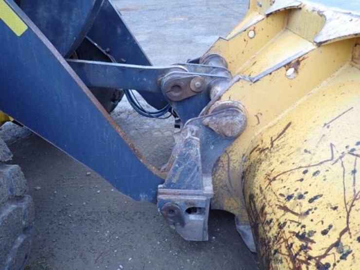 2014-deere-544k-image-31