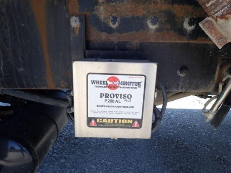 2024-western-star-49x-image-66