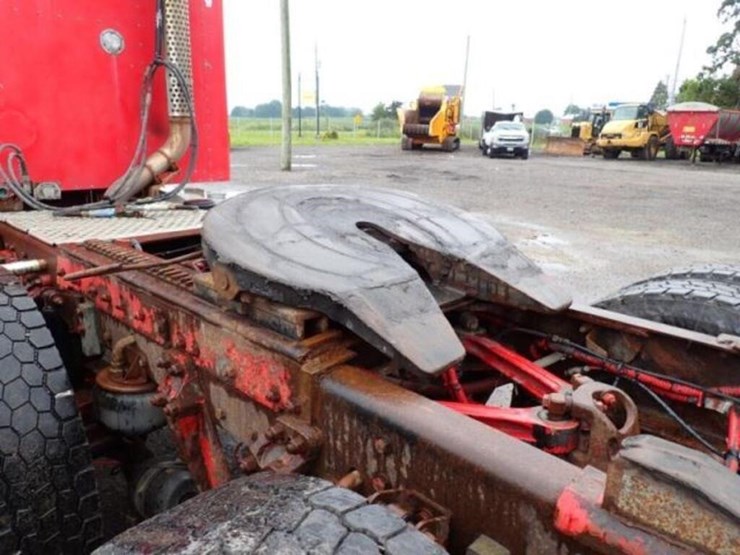 2006-kenworth-t800-image-48