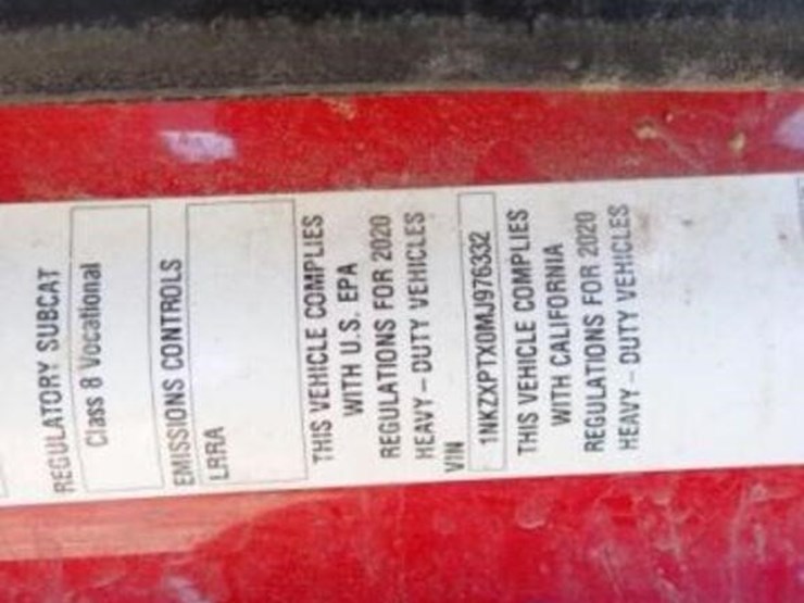 2021-kenworth-t880-image-9