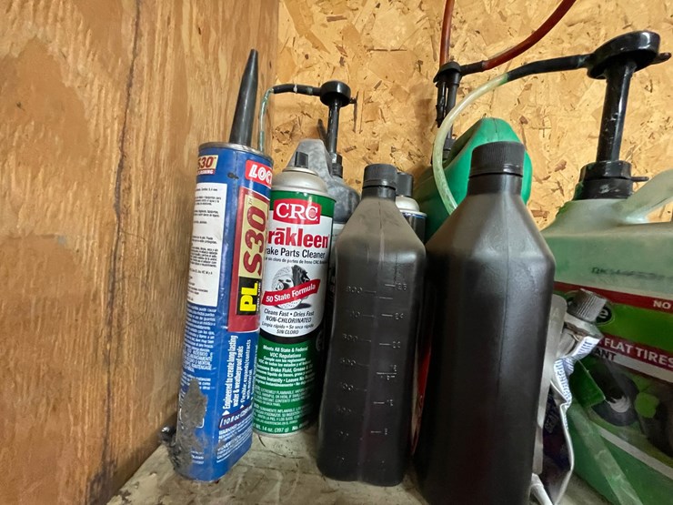 #9226-•-top-shelf-contents-image-2