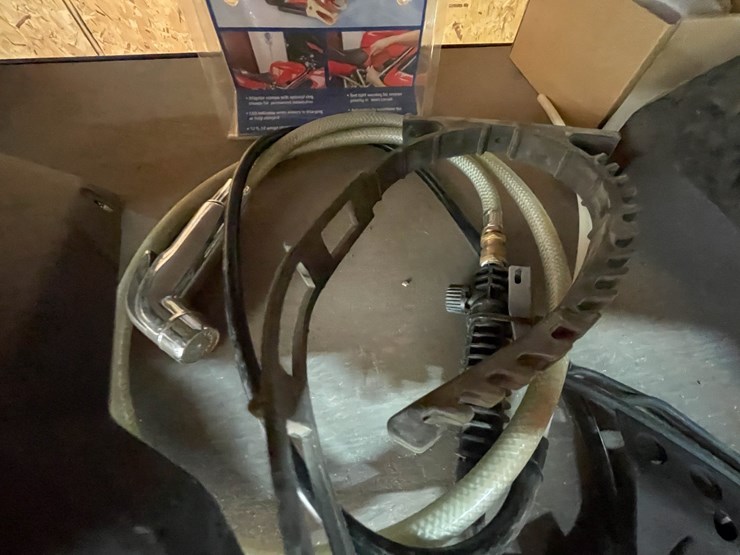 #9237-•-3rd-shelf-items-image-8