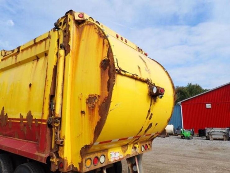 2014-mack-mru613-image-48