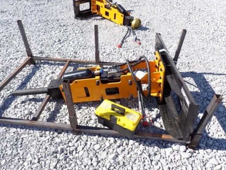 unused-2026-captok-skid-steer-breaker-image-6