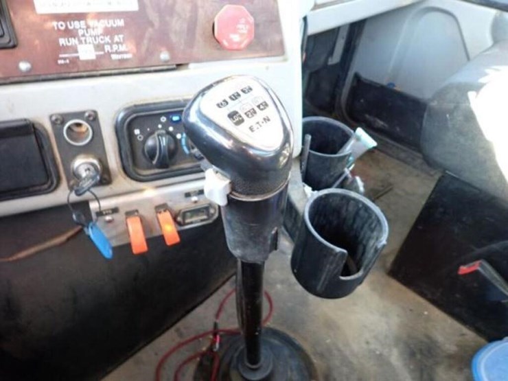 2018-western-star-4700sb-image-14