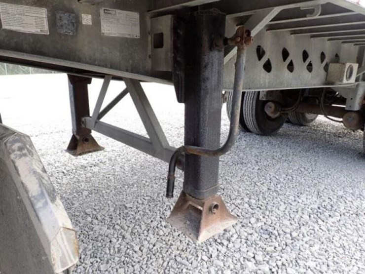 2019-doepker-b-train-image-13