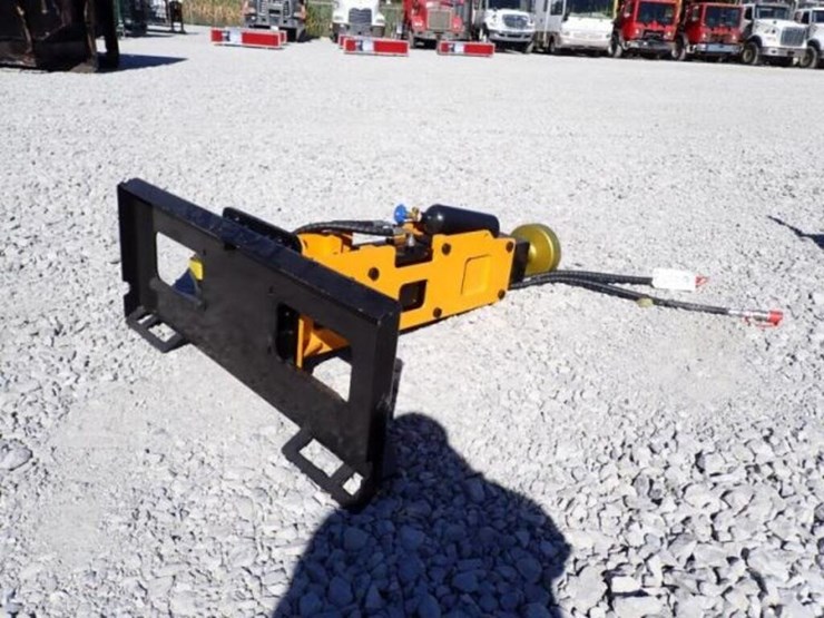 unused-2026-captok-skid-steer-post-driver-image-4