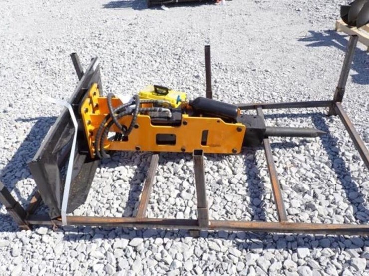 unused-2026-captok-skid-steer-breaker-image-3