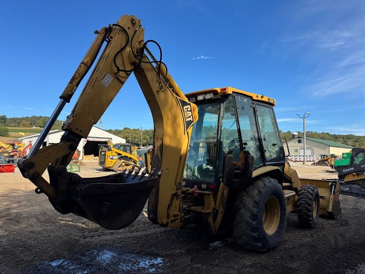 caterpillar-420d-image-6
