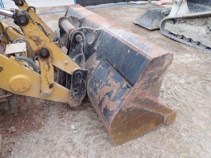 2016-caterpillar-430f2-it-image-21