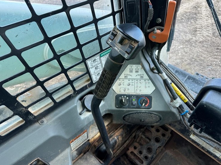 bobcat-t595-image-29