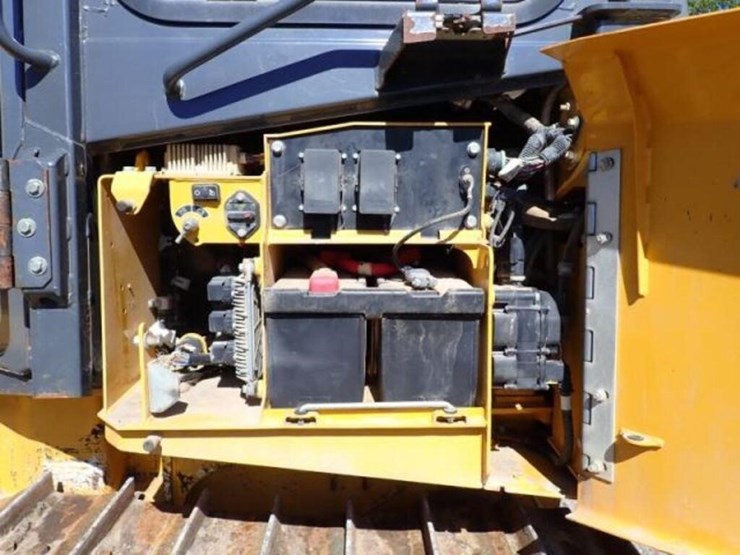 2016-deere-650k-xlt-image-60
