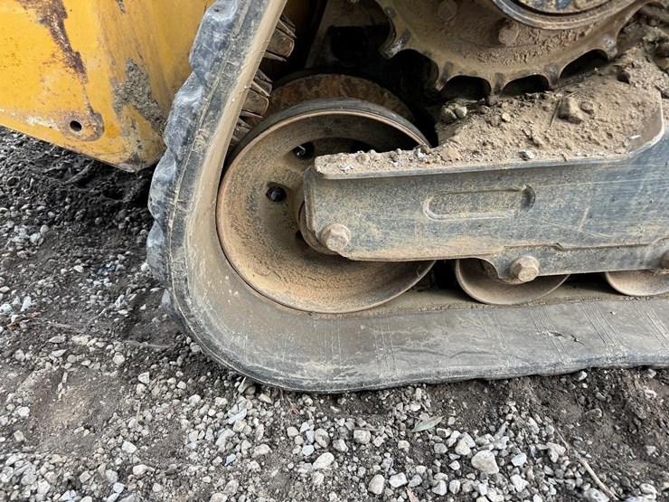 2019-deere-333g-image-20
