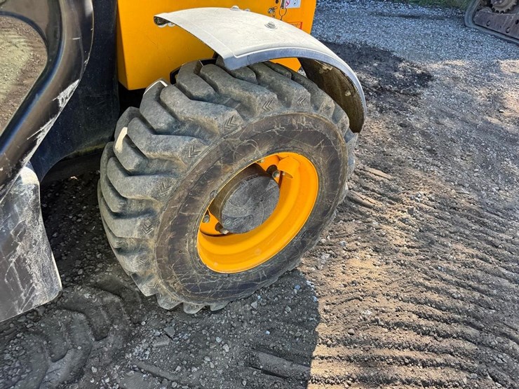 2018-jcb-505-20-image-14